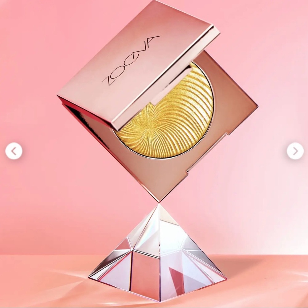 Zoeva ~ ‘UNBELIEVABLE’ Visionary Light Multi-Use Face Powder ~ Full Size 8 g NIB